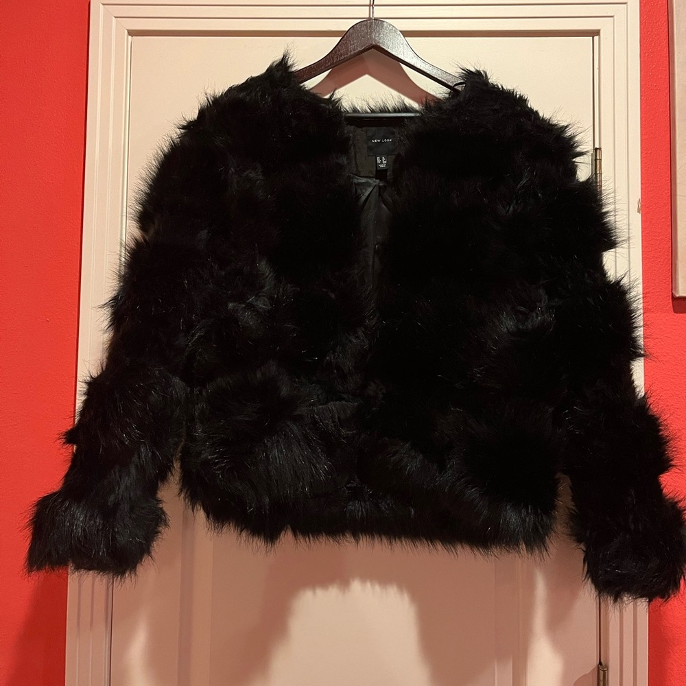 FAUX FUR COAT